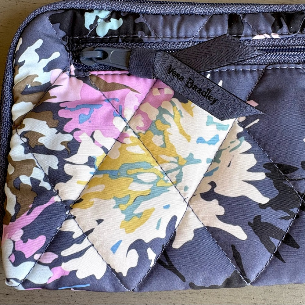 NWT Vera Bradley Floral Ultralight RFID Slim Wallet Wristlet Bag Purse Blue - Picture 7 of 11